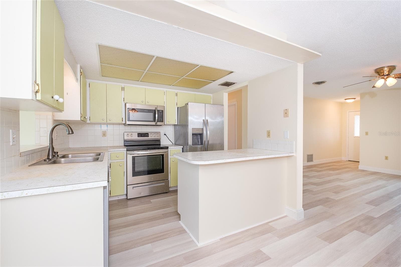 Kitchen - 995 BAY VISTA BLVD, ENGLEWOOD