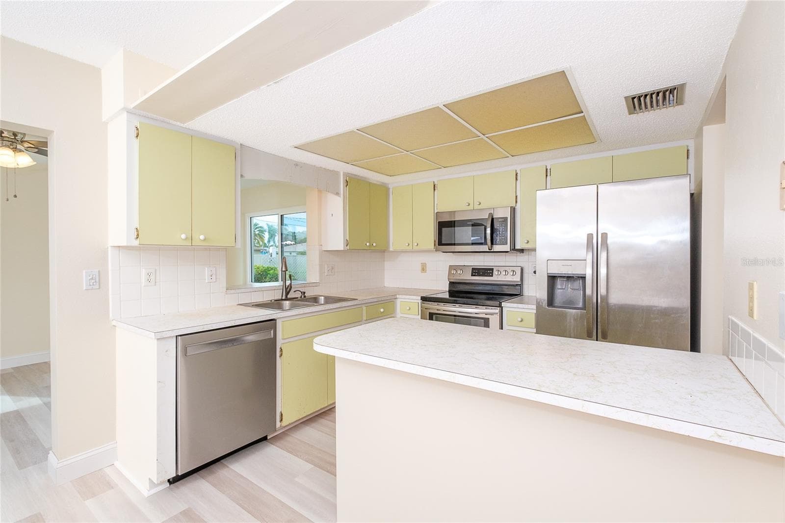 Kitchen - 995 BAY VISTA BLVD, ENGLEWOOD