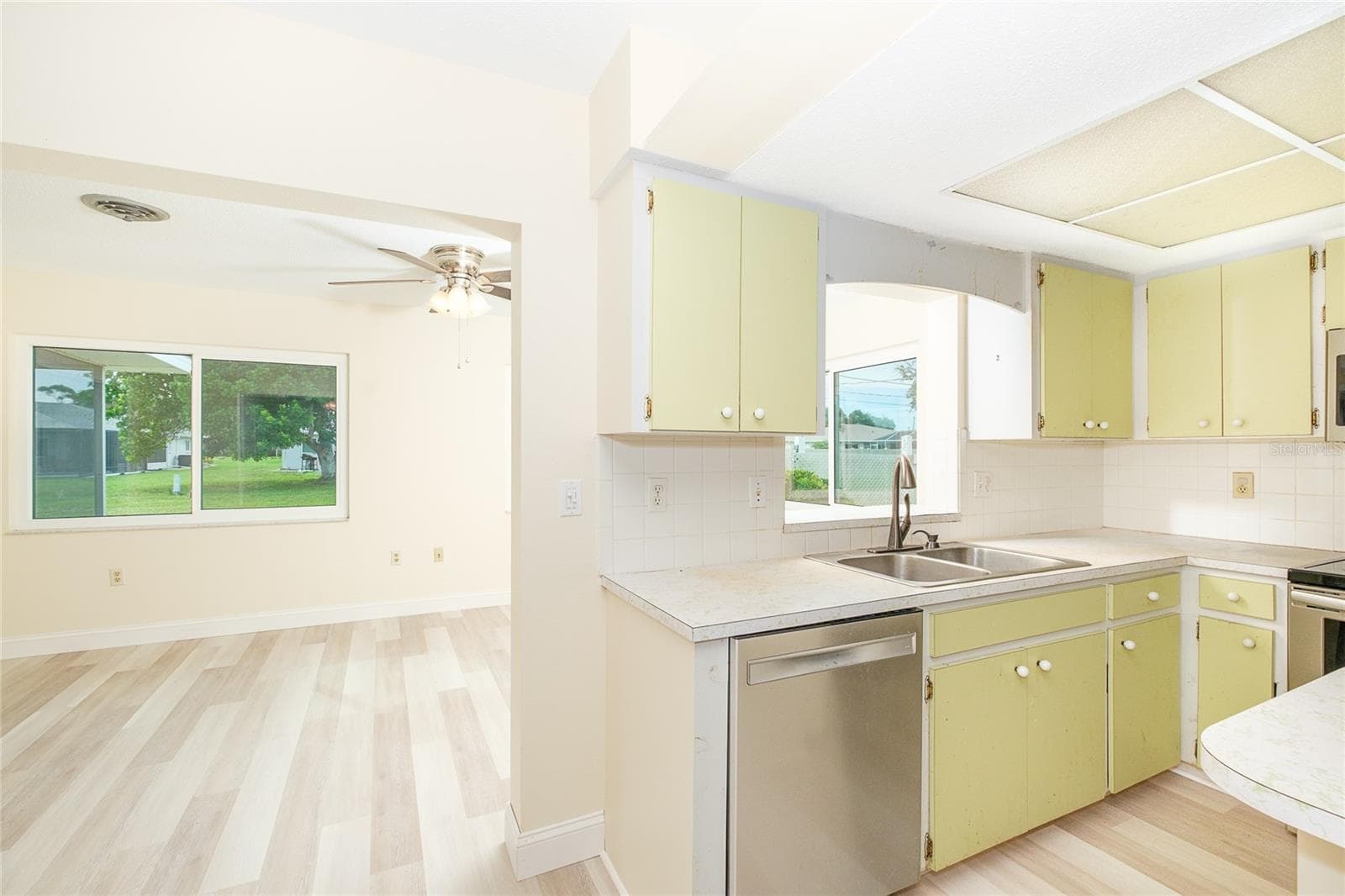 Kitchen - 995 BAY VISTA BLVD, ENGLEWOOD
