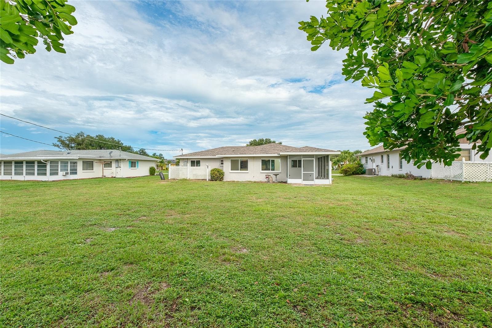 Oversized lot - 11445 Sq. Ft - 995 BAY VISTA BLVD, ENGLEWOOD