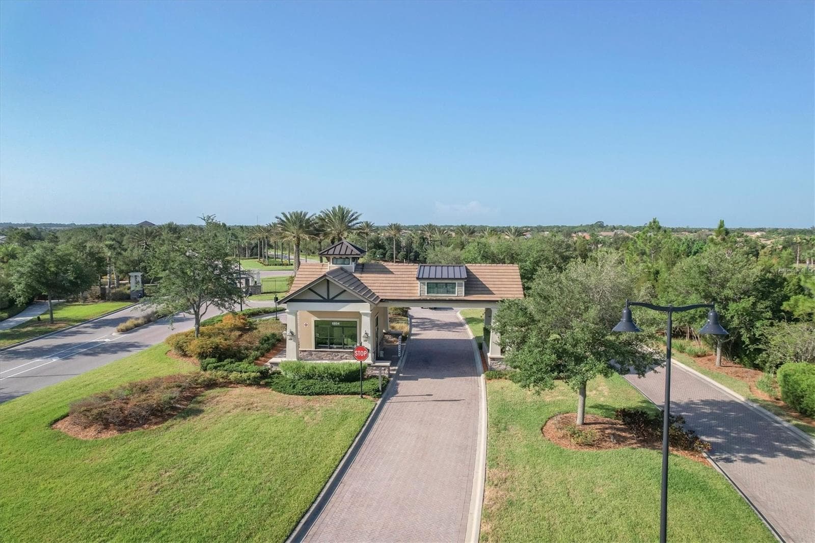 Single Family Residence at 16714 ELLSWORTH AVE, LAKEWOOD RANCH, photo 63 of 96