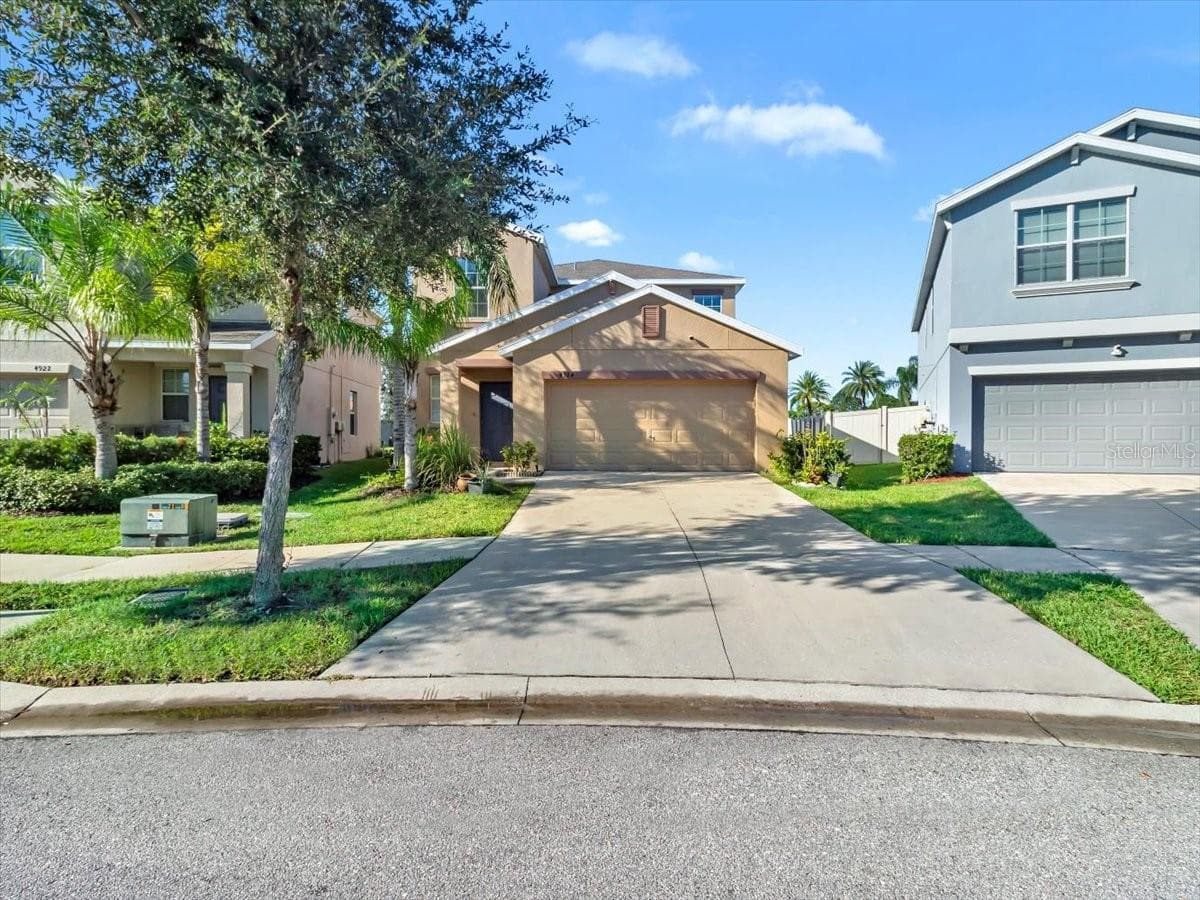 Single Family Residence at 4924 REFLECTING POND CIR, WIMAUMA, photo 5 of 66