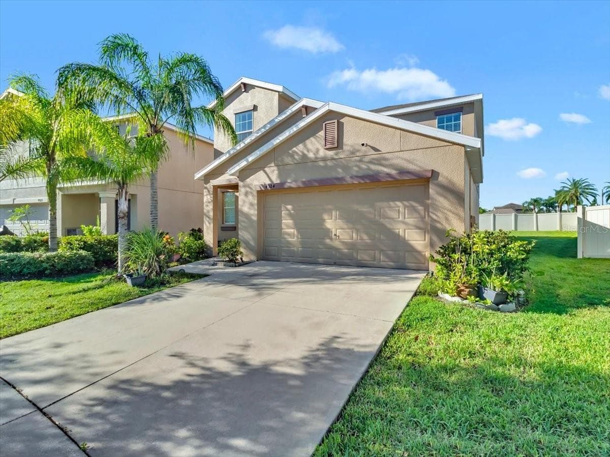 Single Family Residence at 4924 REFLECTING POND CIR, WIMAUMA, photo 6 of 66