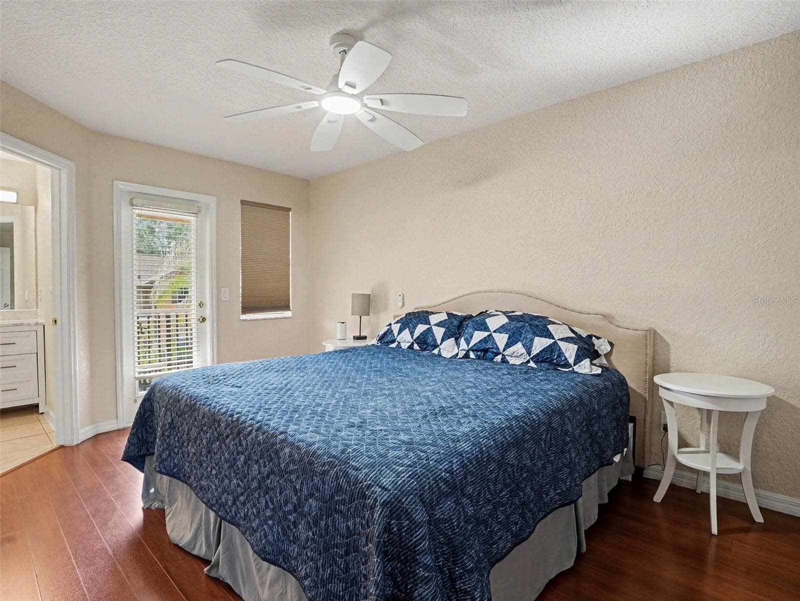 Primary Bedroom w/ balconny - 234 CAMBRIA AVE, DAVENPORT
