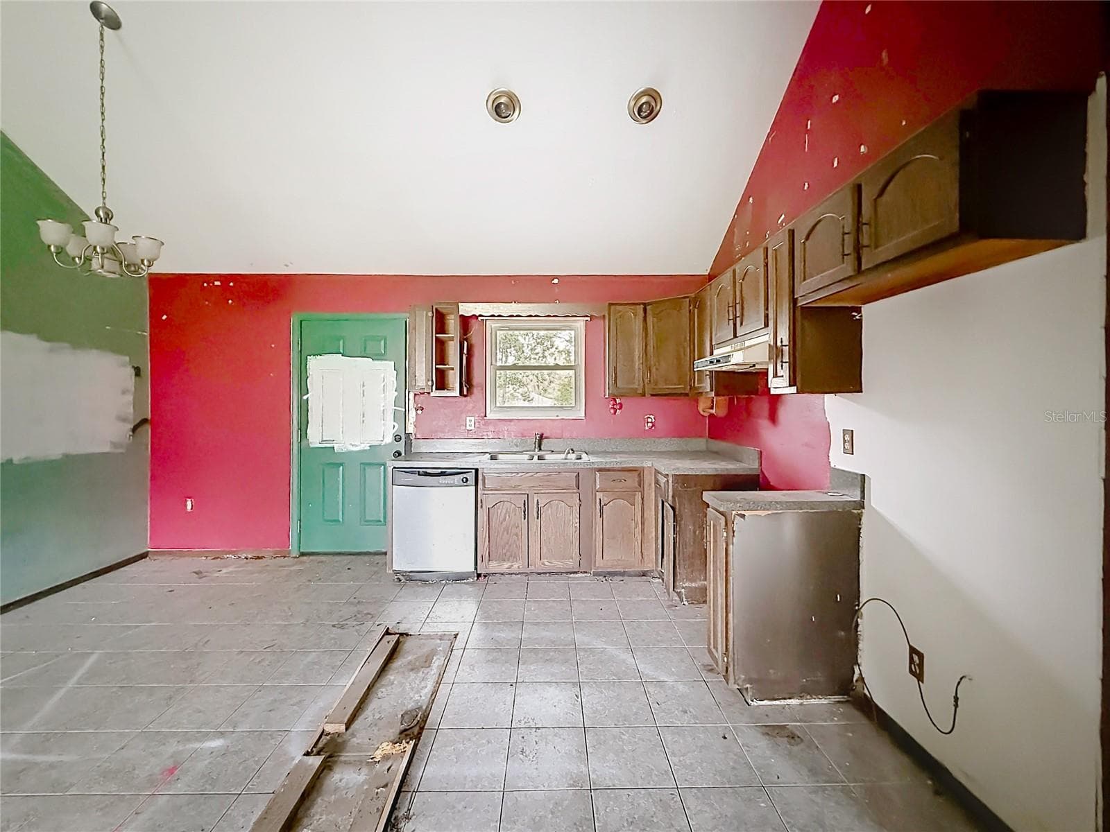 Single Family Residence at 40105 PALM ST, LADY LAKE, photo 8 of 52
