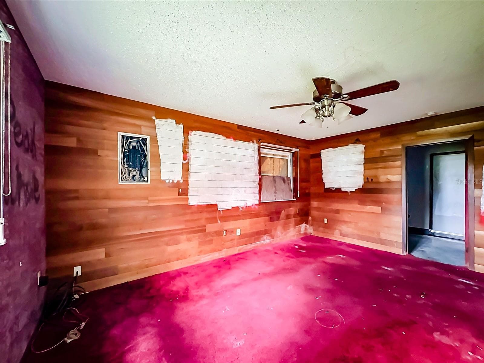 Single Family Residence at 40105 PALM ST, LADY LAKE, photo 18 of 52