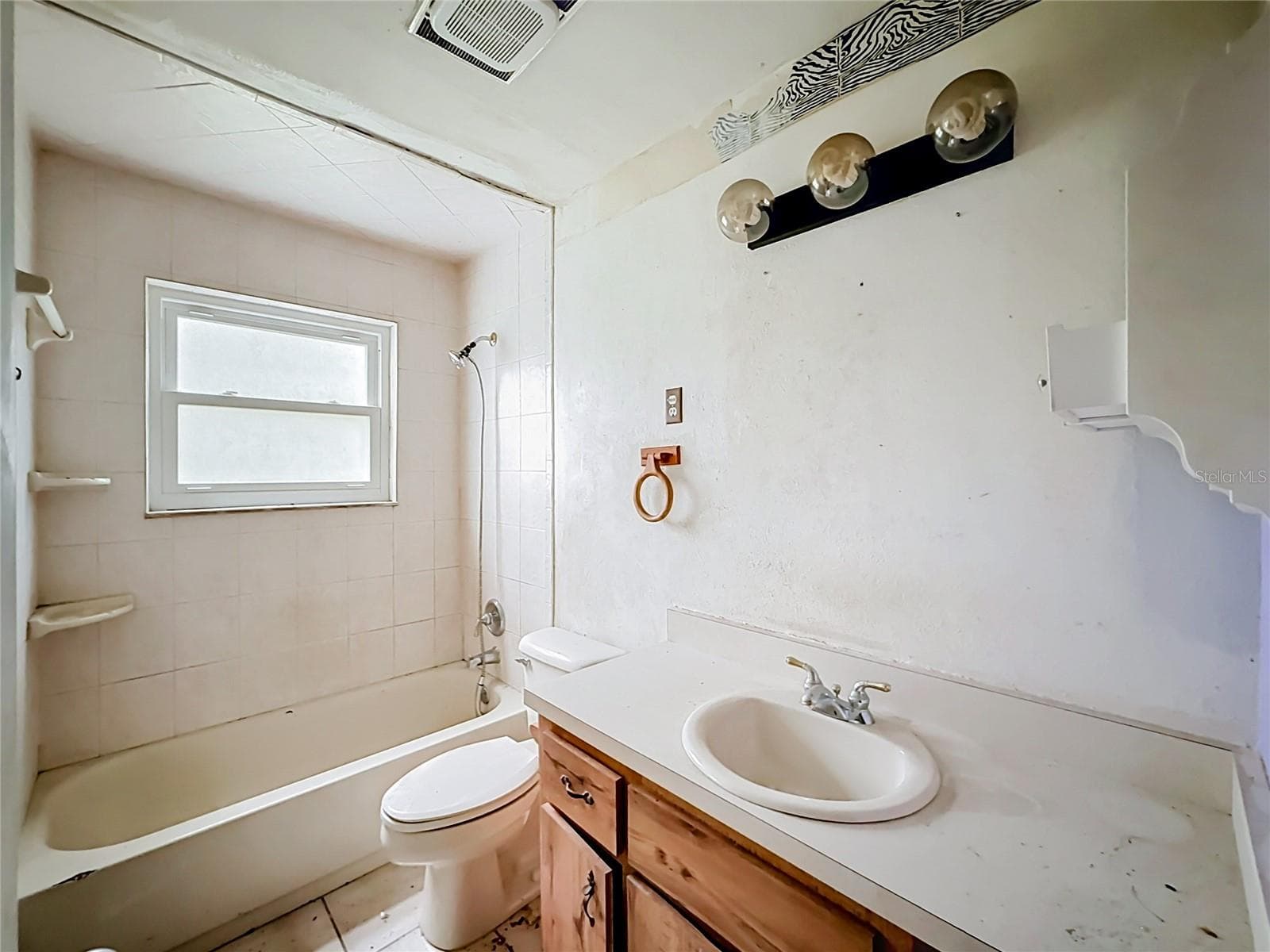 Single Family Residence at 40105 PALM ST, LADY LAKE, photo 22 of 52