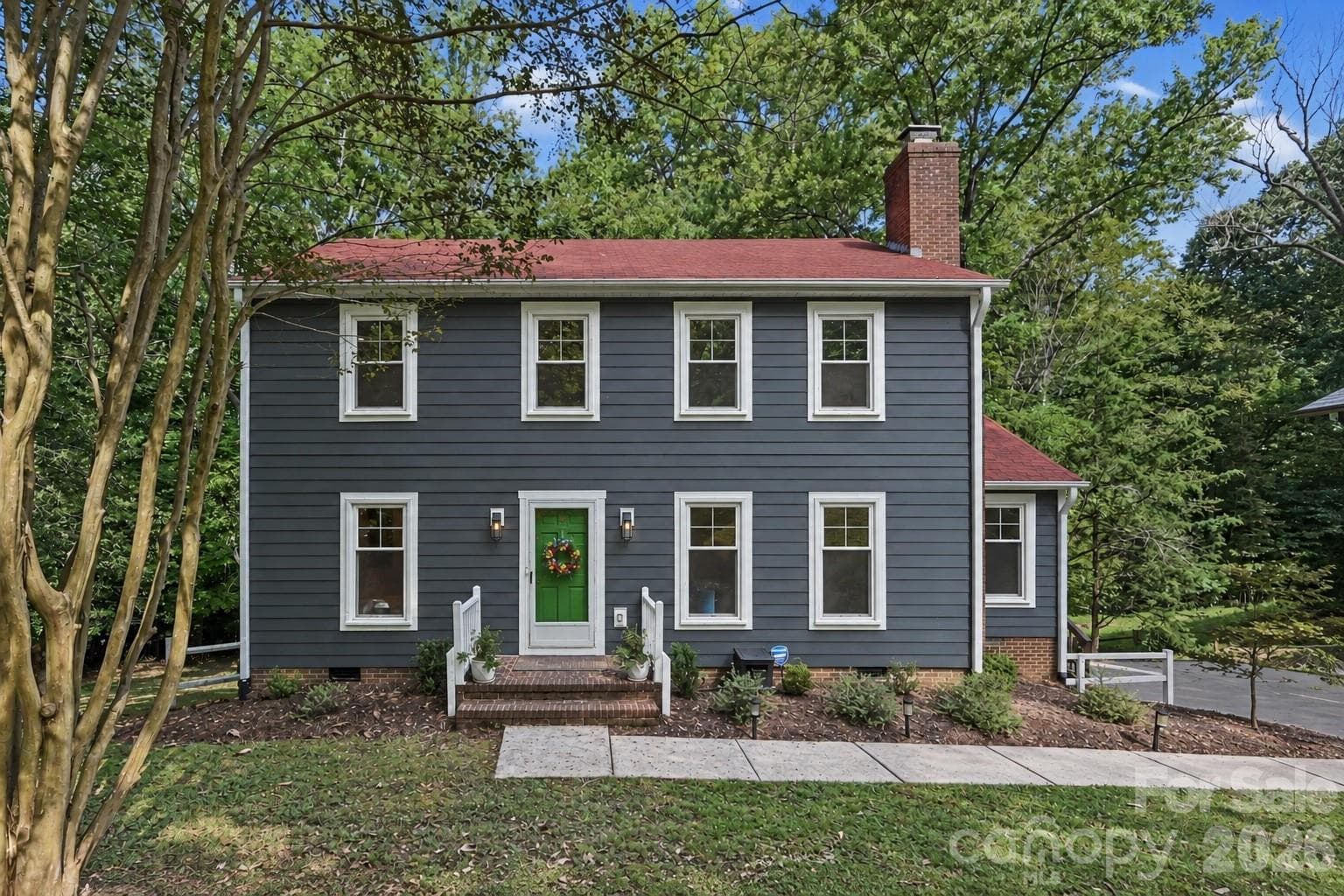 Single Family Residence at 7505 Hawkstand Lane, Charlotte, photo 2 of 41