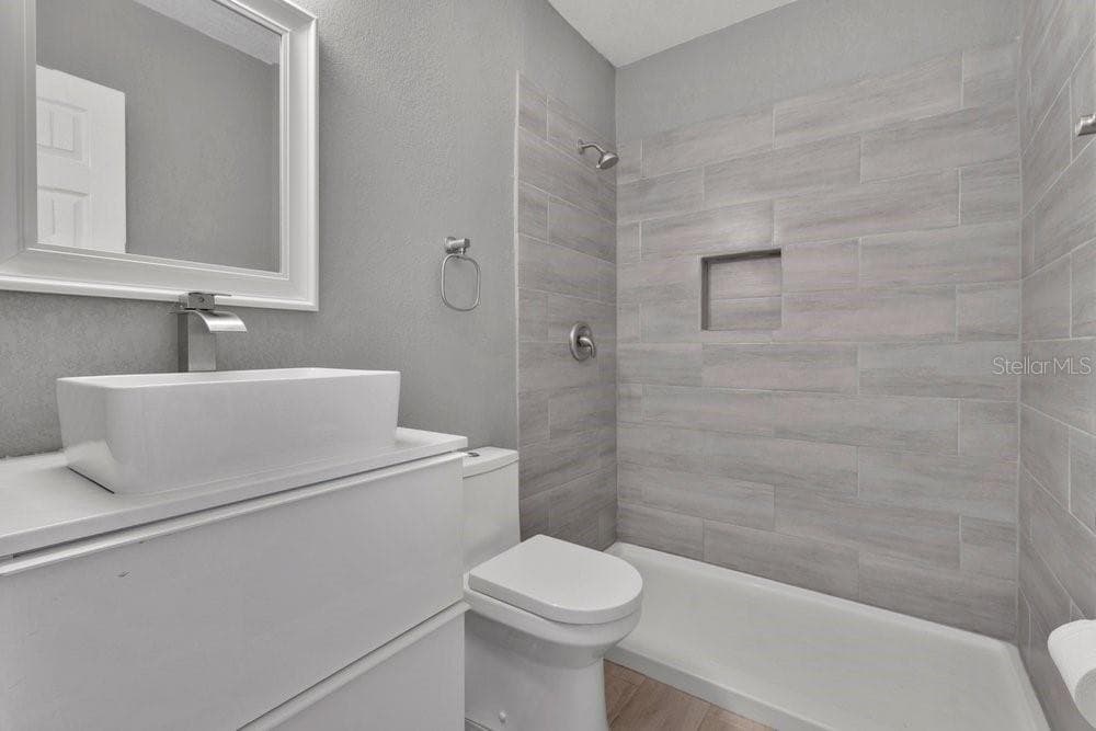 Single Family Residence at 120 PRIMROSE CT, ORLANDO, photo 21 of 43