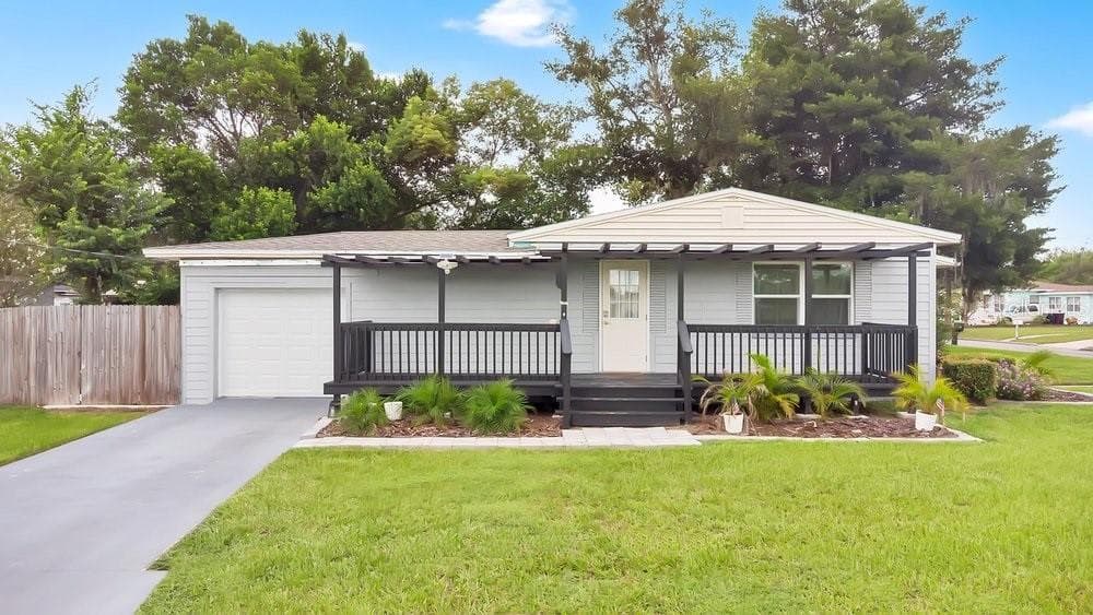 Single Family Residence at 120 PRIMROSE CT, ORLANDO, photo 31 of 43