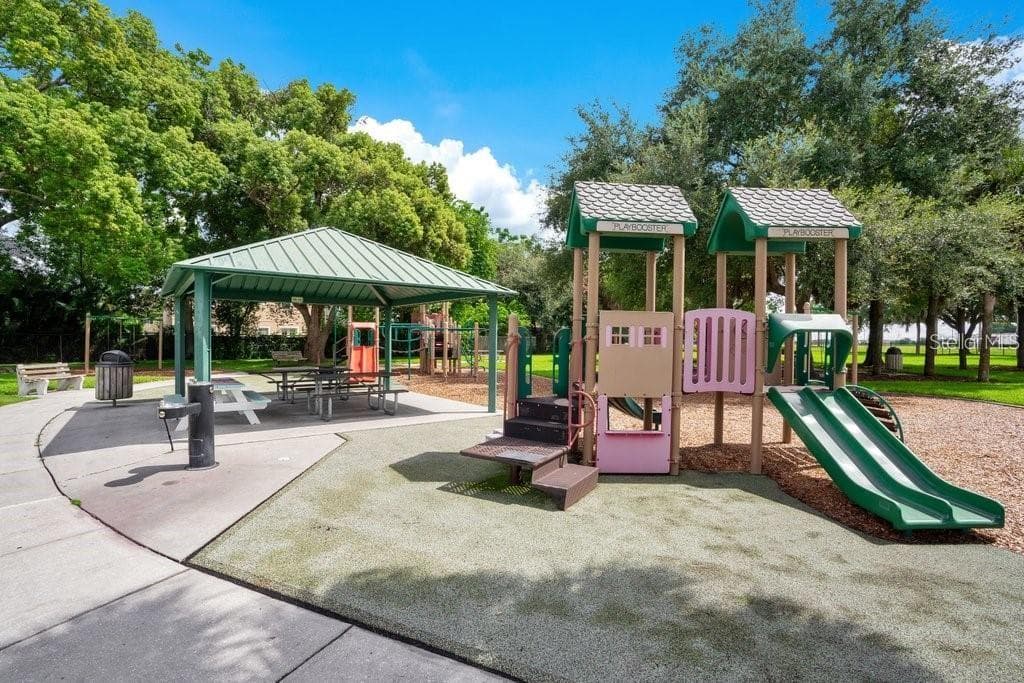 Single Family Residence at 120 PRIMROSE CT, ORLANDO, photo 41 of 43