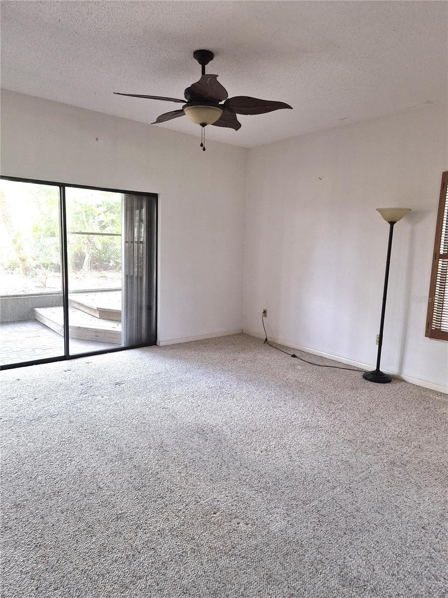 Family Room - 9913 W BAY ST, SEMINOLE