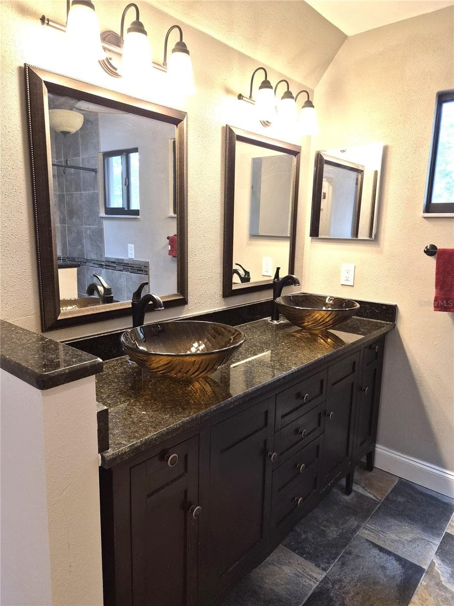 Primary Bath - 9913 W BAY ST, SEMINOLE
