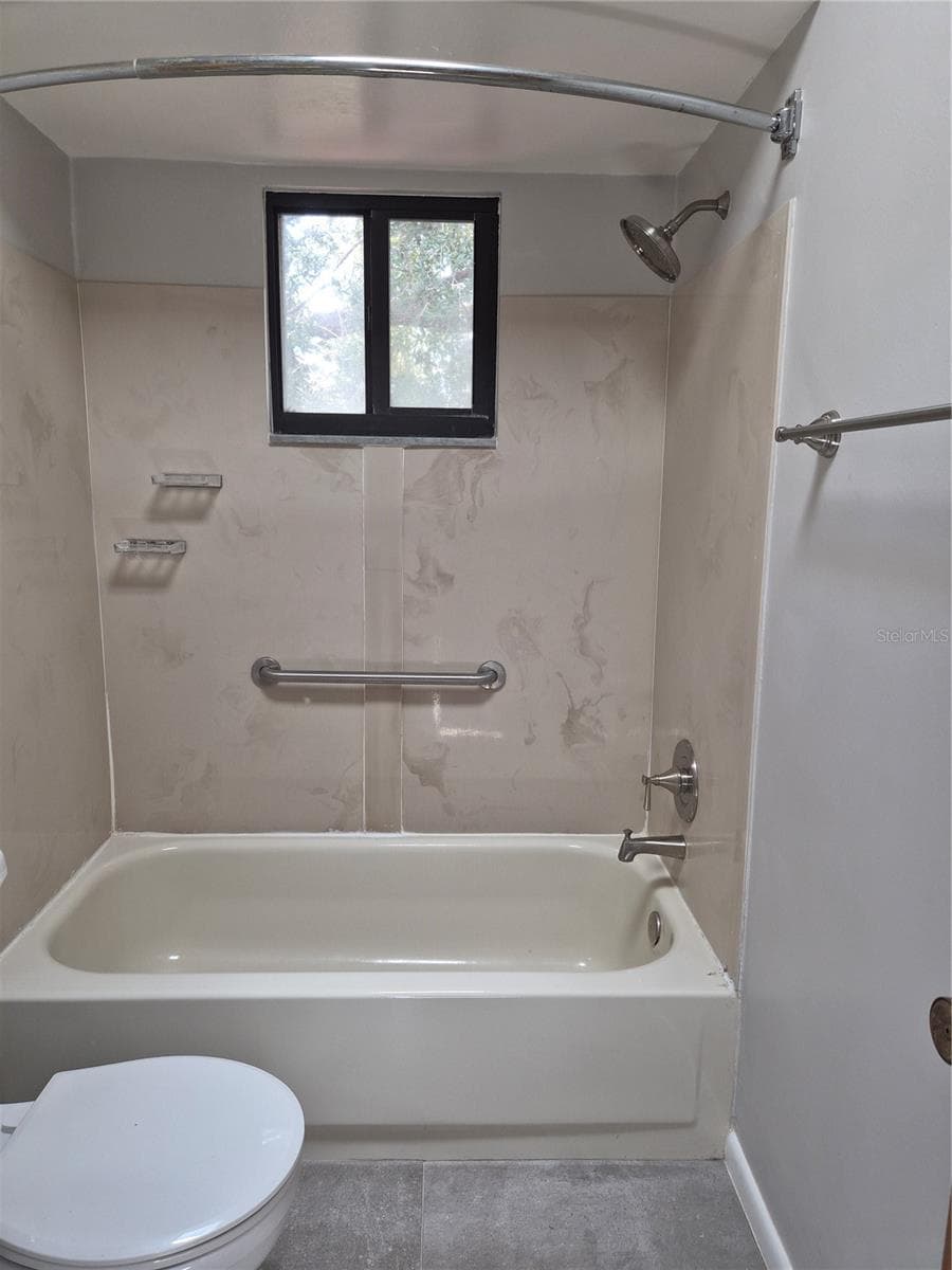 Guest Bath - 9913 W BAY ST, SEMINOLE
