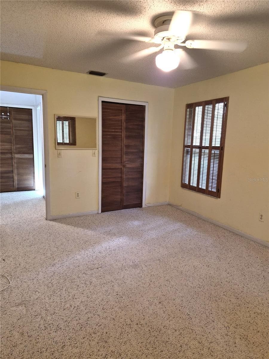 Guest Room 2 - 9913 W BAY ST, SEMINOLE
