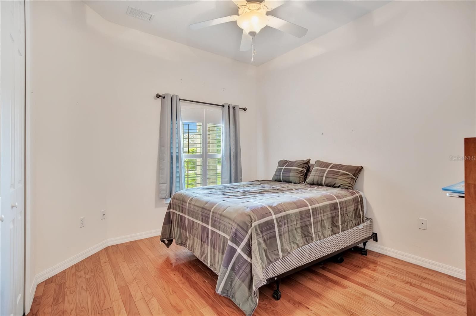 Single Family Residence at 526 NEWHALL LN, DEBARY, photo 26 of 46