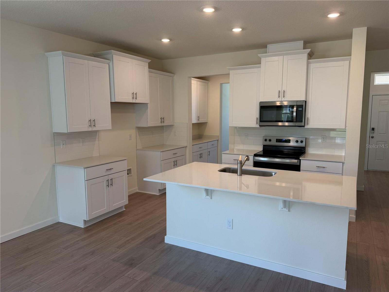 Single Family Residence at 3024 KINGSMAN TRL, ORMOND BEACH, photo 2 of 50