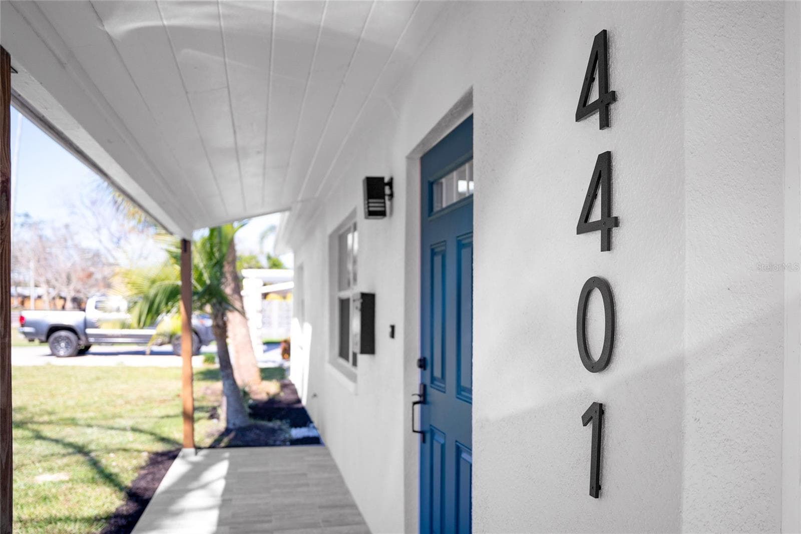 Single Family Residence at 4401 SHORE ACRES BLVD NE, ST PETERSBURG, photo 4 of 48