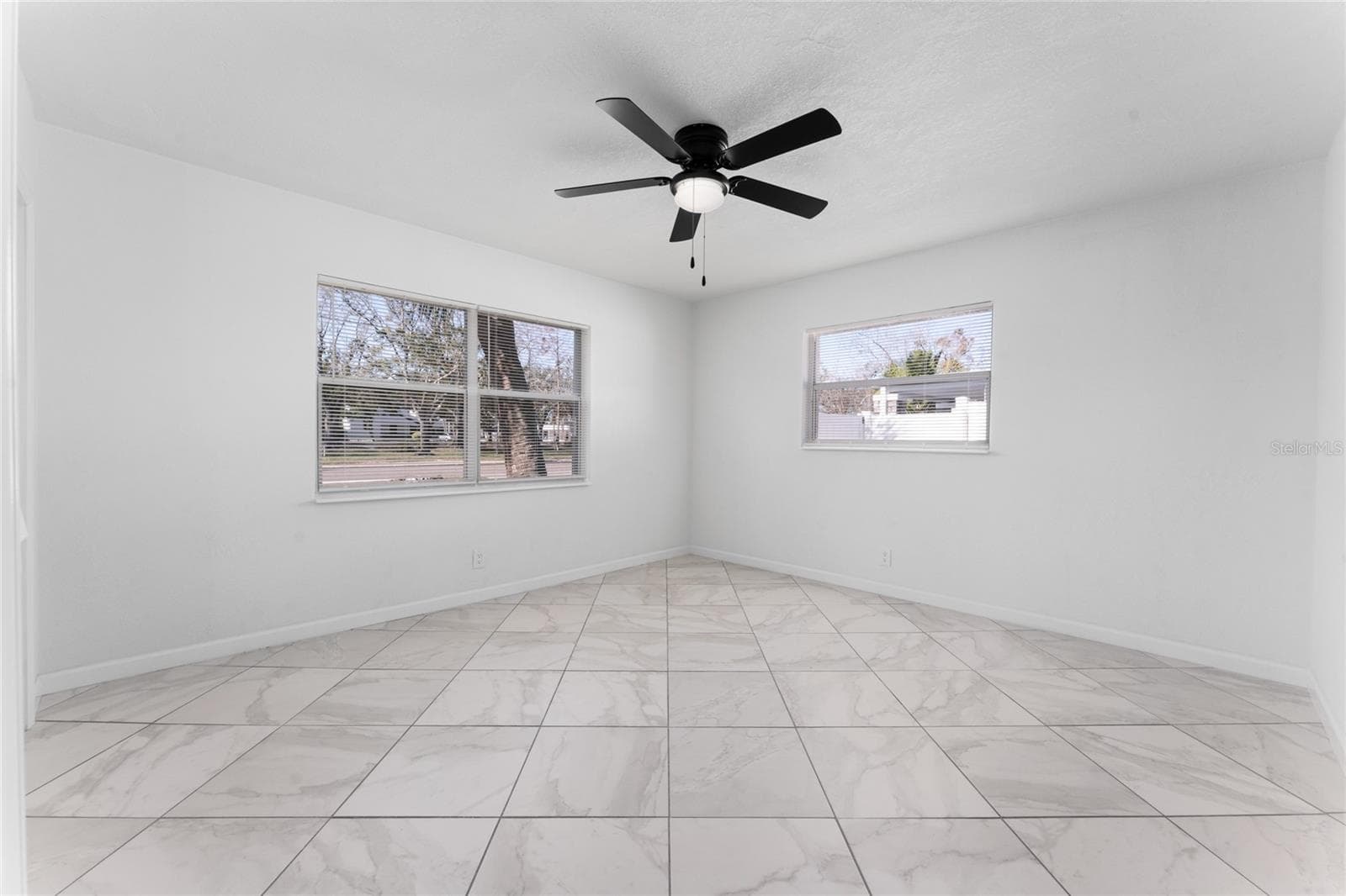 Single Family Residence at 4401 SHORE ACRES BLVD NE, ST PETERSBURG, photo 20 of 48