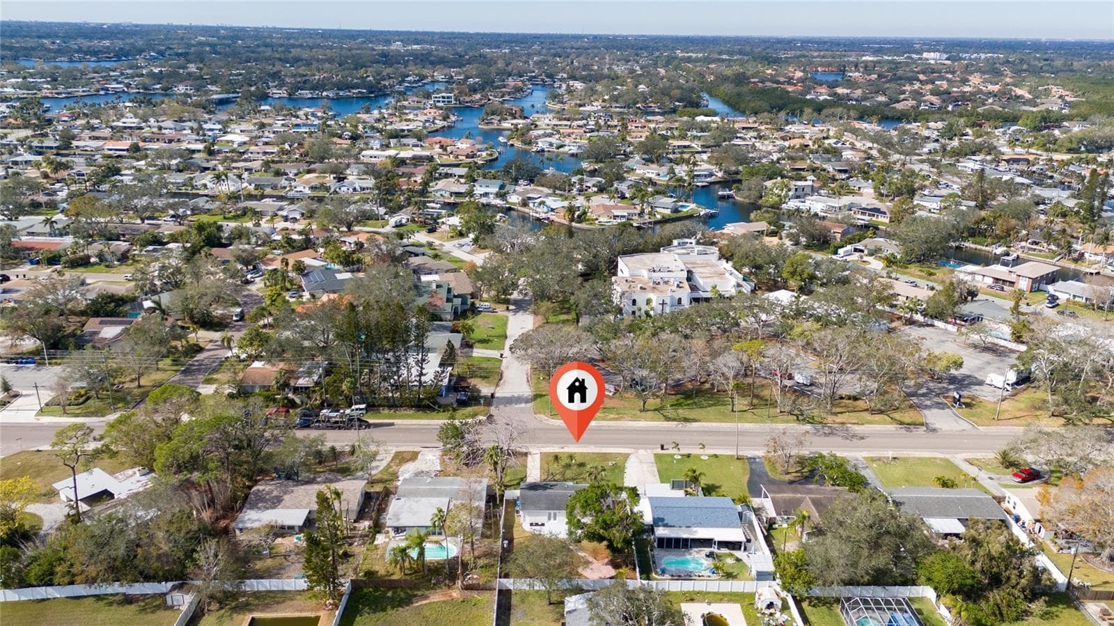 Single Family Residence at 4401 SHORE ACRES BLVD NE, ST PETERSBURG, photo 45 of 48