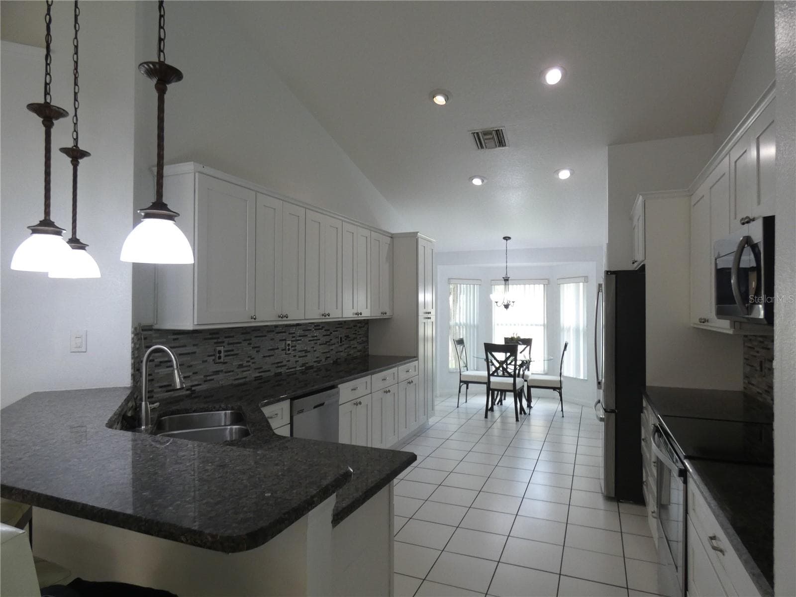 Single Family Residence at 1728 TEALBRIAR AVE, OVIEDO, photo 7 of 25