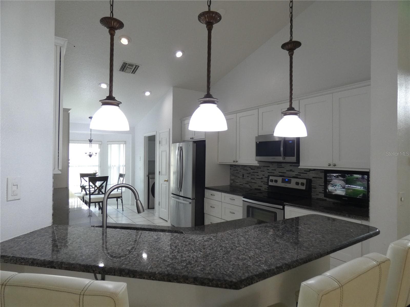 Single Family Residence at 1728 TEALBRIAR AVE, OVIEDO, photo 8 of 25