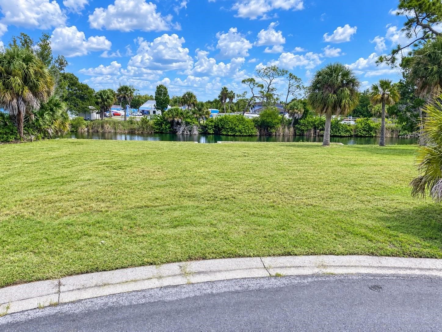 3184 ROSE ARBOR DR