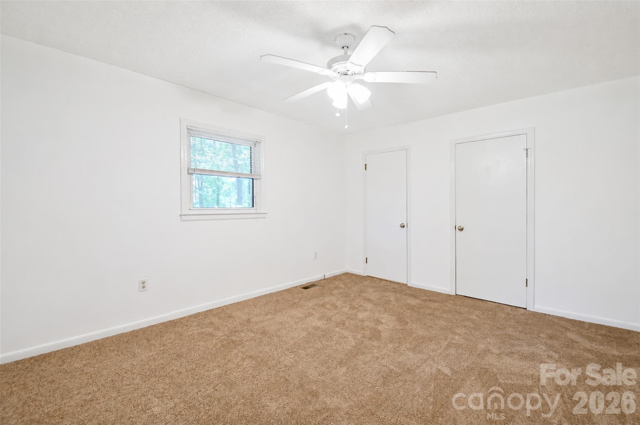 Primary w-1/2 bath - 2281 Munsen Road, Concord