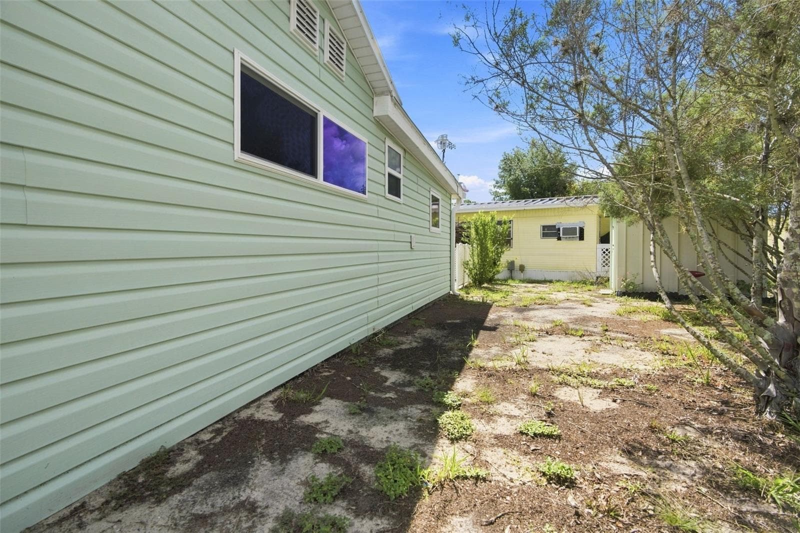 Manufactured Home at 9483 GRAY FOX DR, WEEKI WACHEE, photo 35 of 51