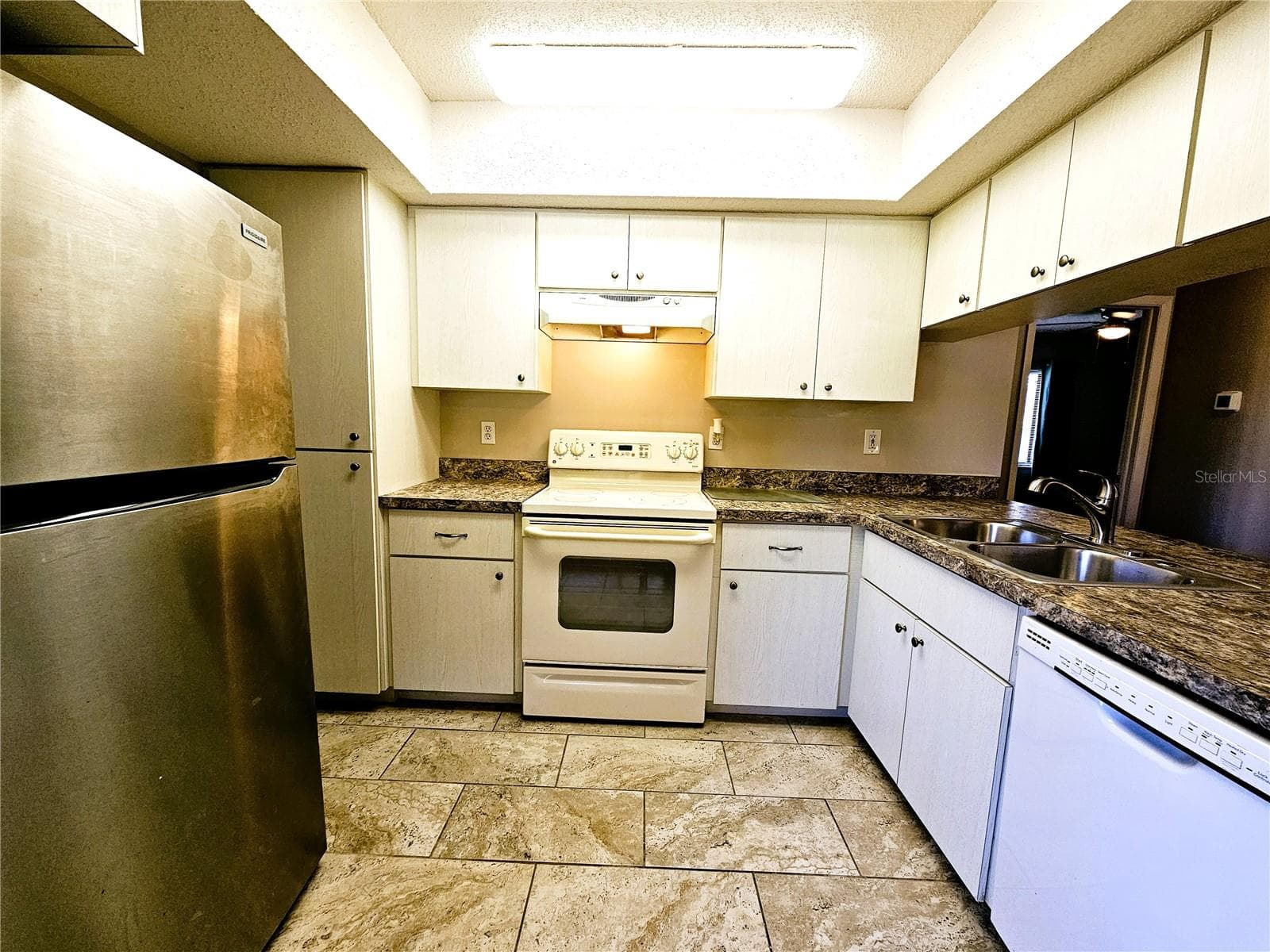 Kitchen - 9000 GRIGGS RD #A, ENGLEWOOD