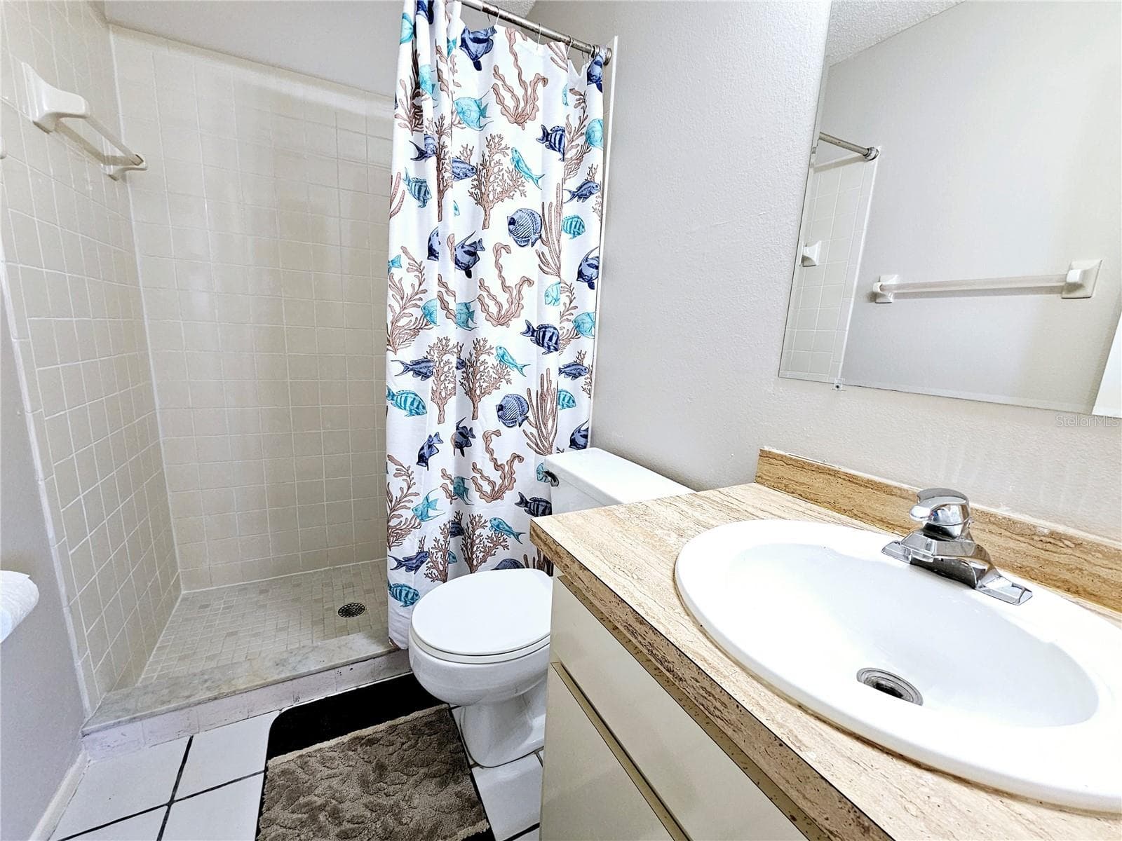 Master bathroom-walk in shower - 9000 GRIGGS RD #A, ENGLEWOOD