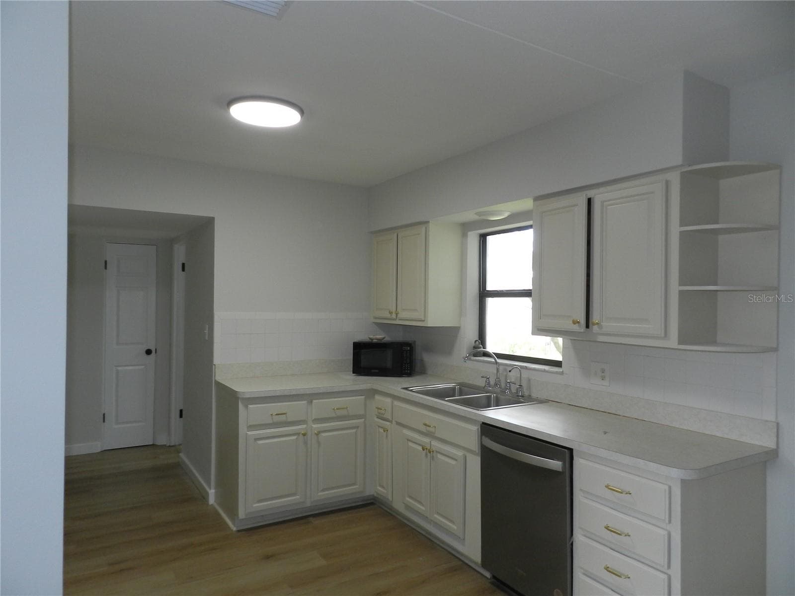 Single Family Residence at 7454 1ST WAY N, ST PETERSBURG, photo 11 of 22