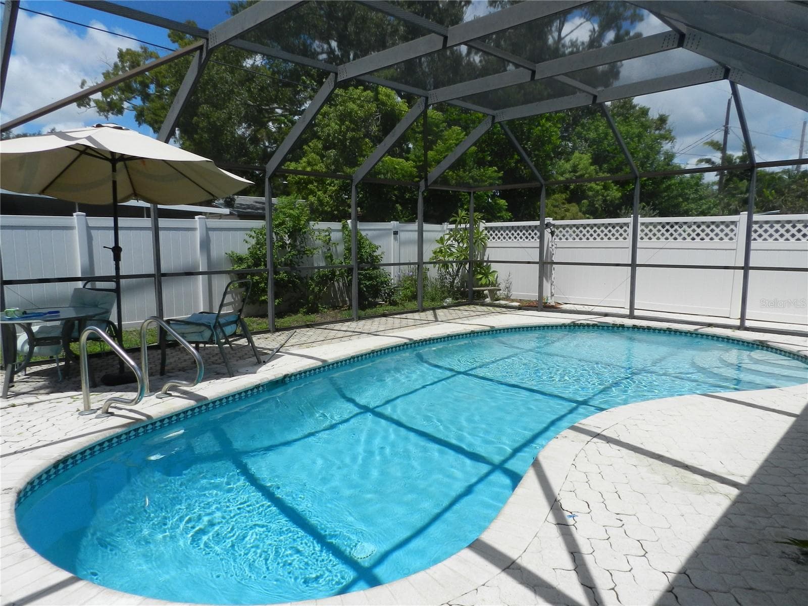 Single Family Residence at 7454 1ST WAY N, ST PETERSBURG, photo 21 of 22