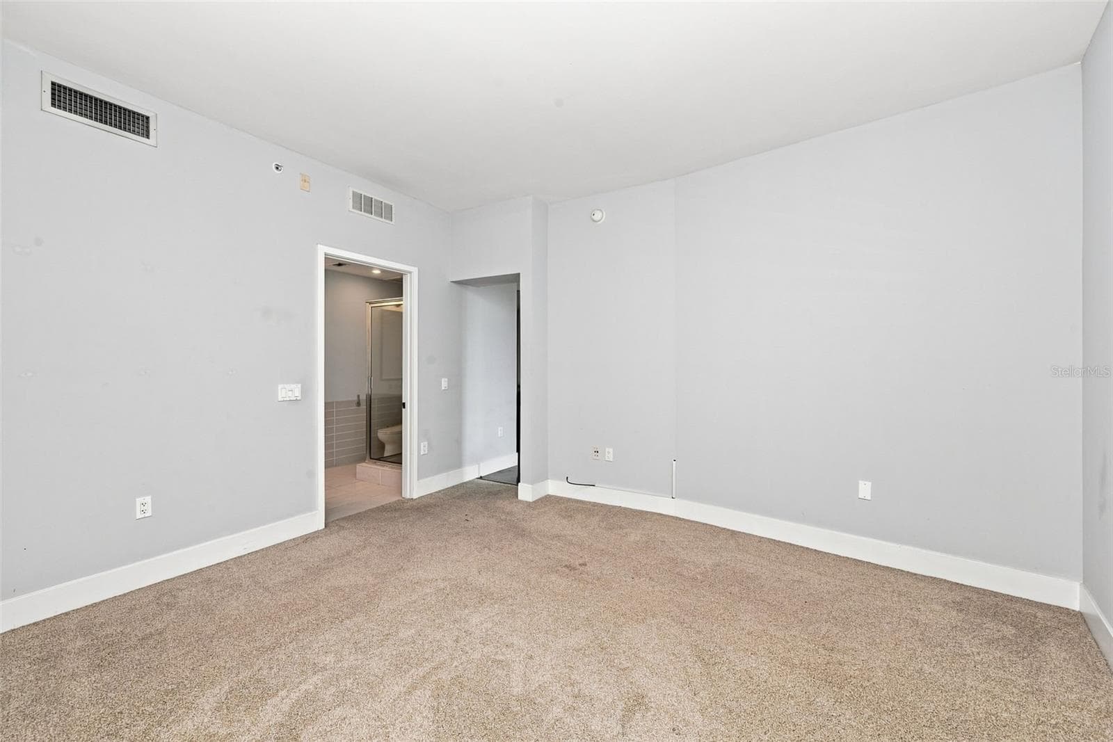 Condominium at 111 N 12TH ST #1524, TAMPA, photo 17 of 36
