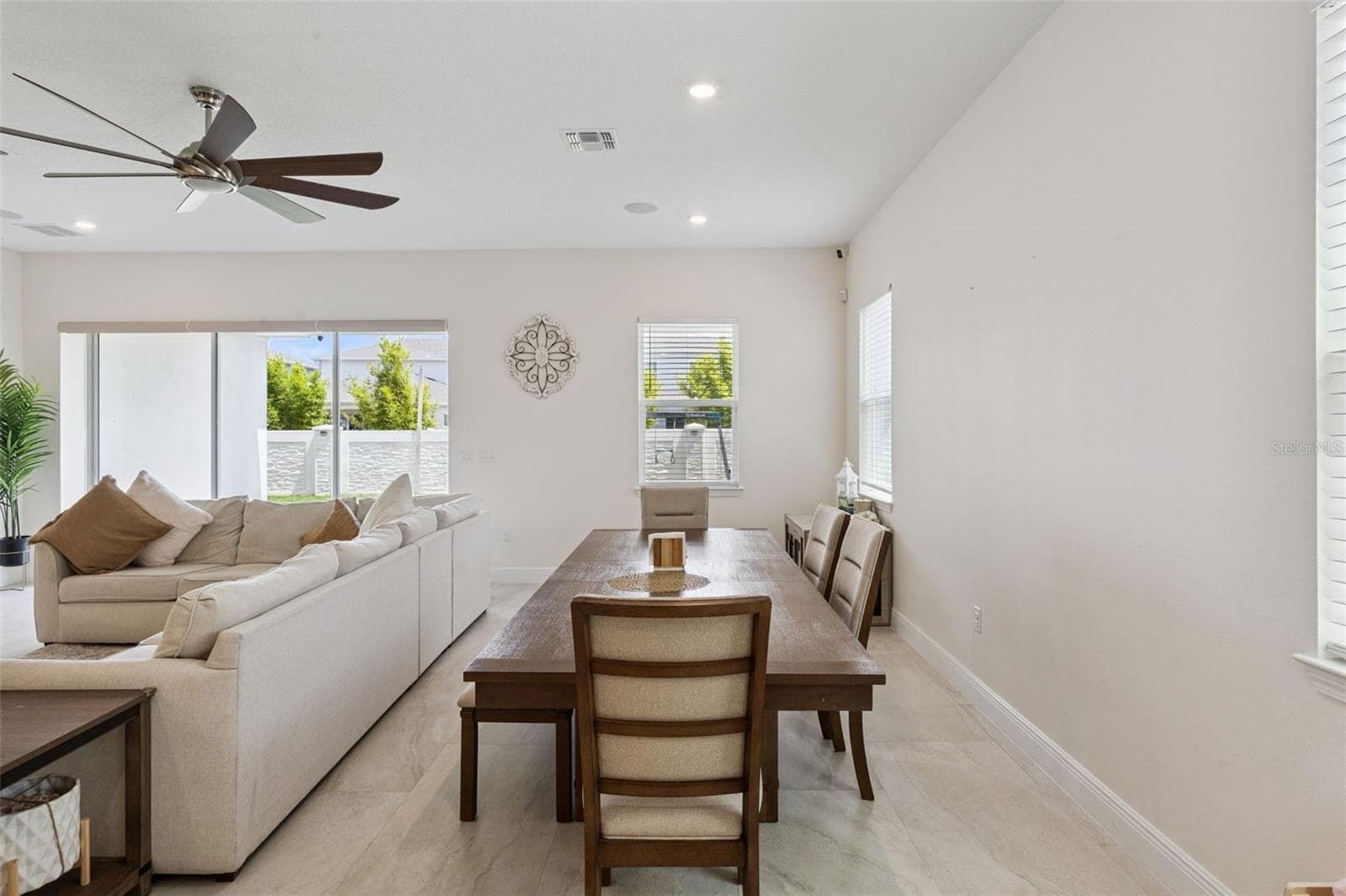 Single Family Residence at 13301 MCMILLAN DR, ORLANDO, photo 16 of 86