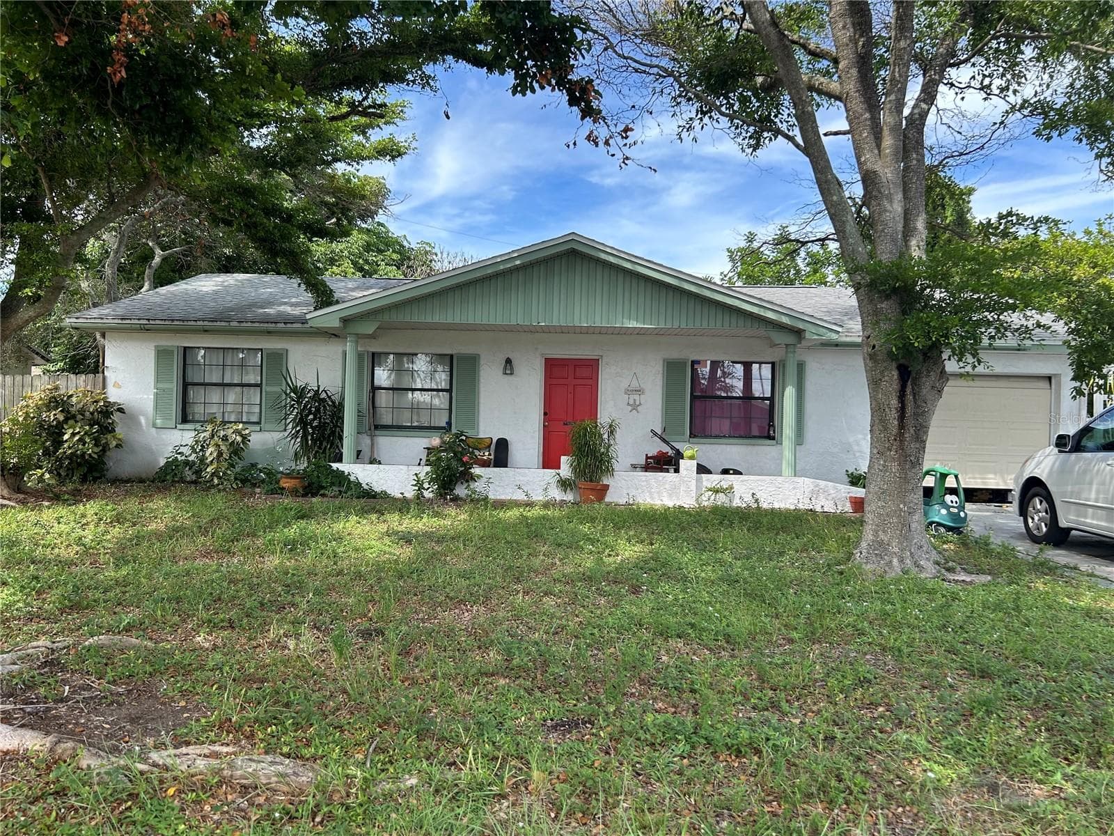 380 SEA HORSE AVE