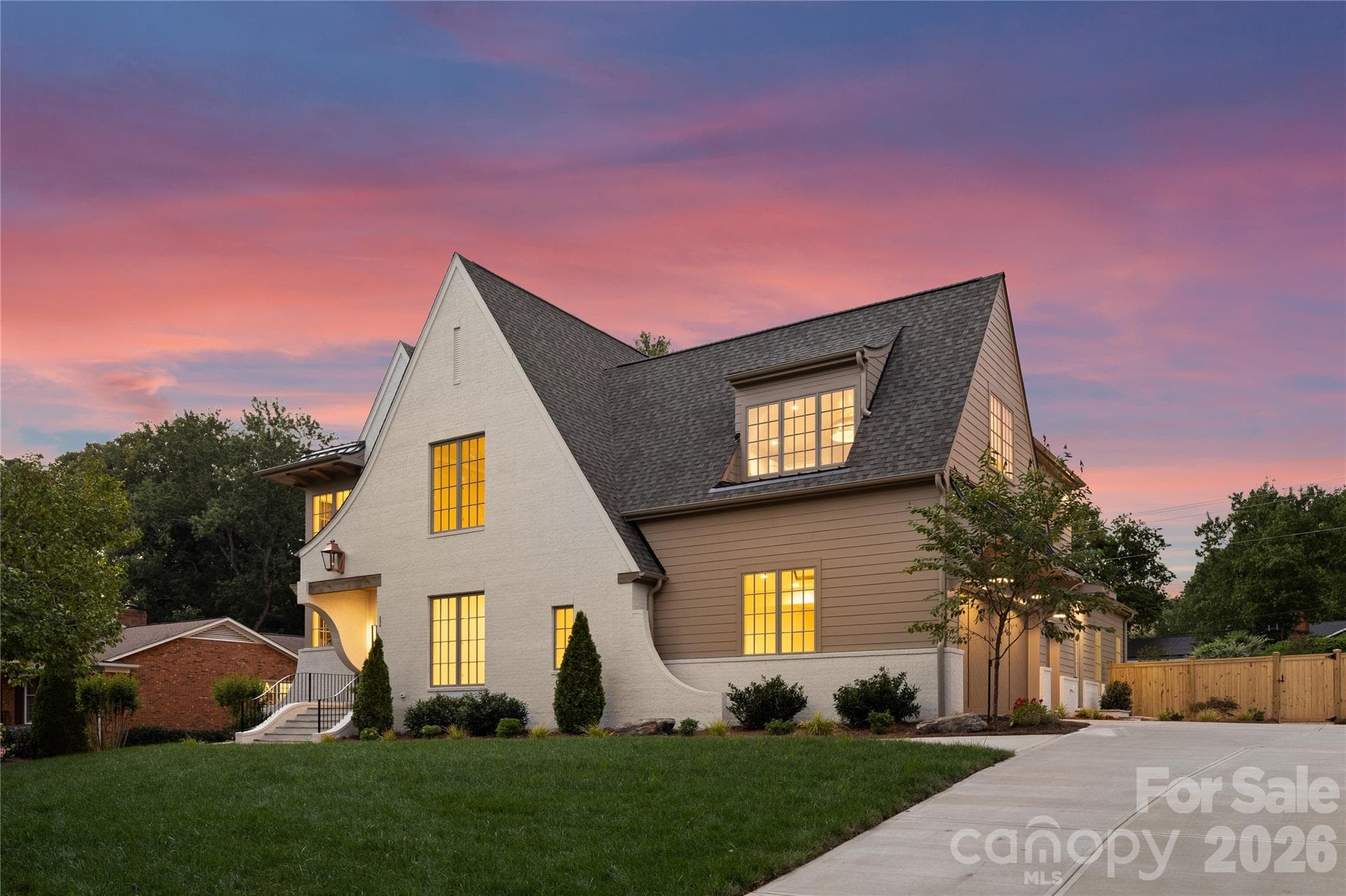 Single Family Residence at 236 Wingrave Drive, Charlotte, photo 6 of 48