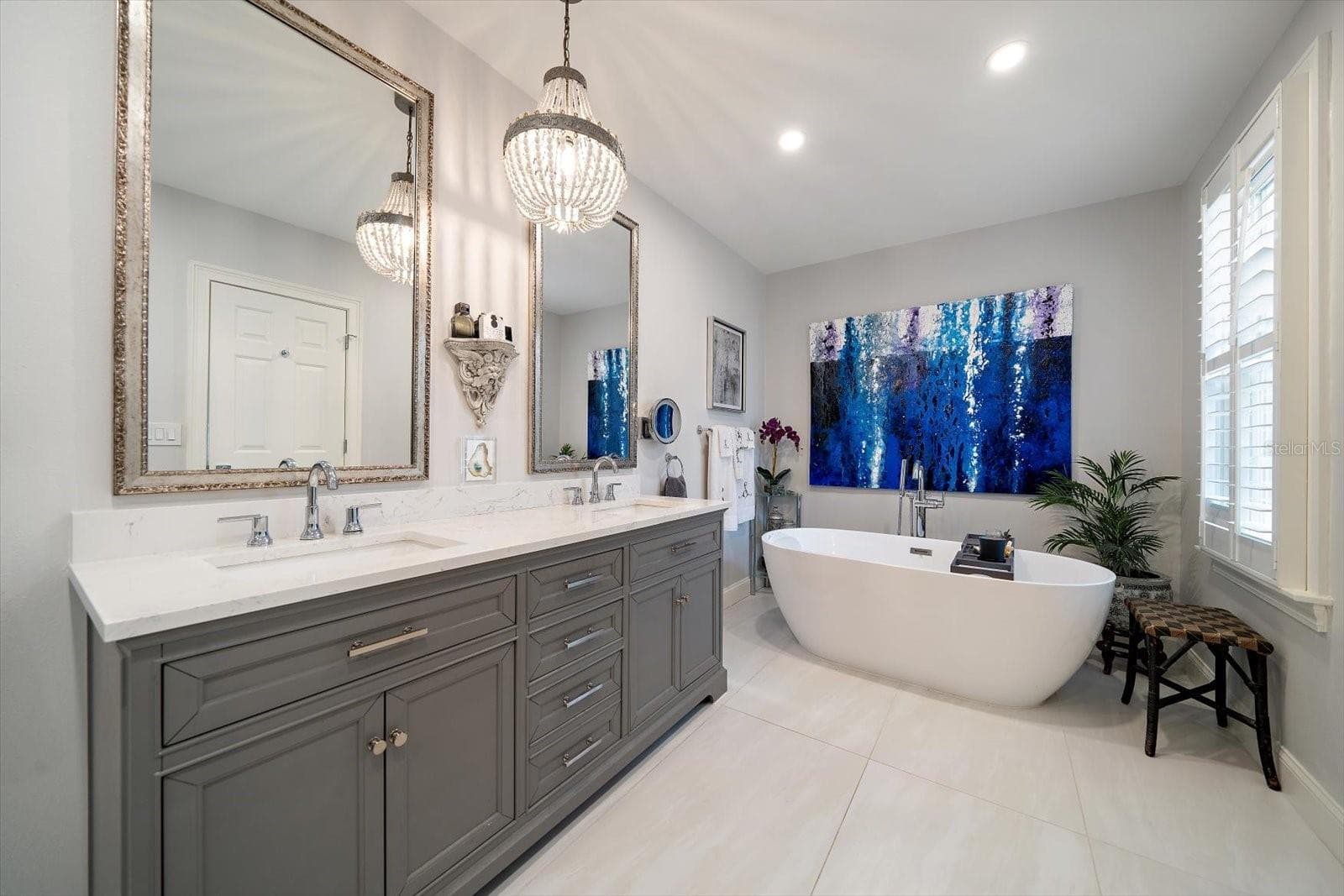 Primary Bathroom (Third Floor) - 6212 BAYSHORE BLVD #F, TAMPA