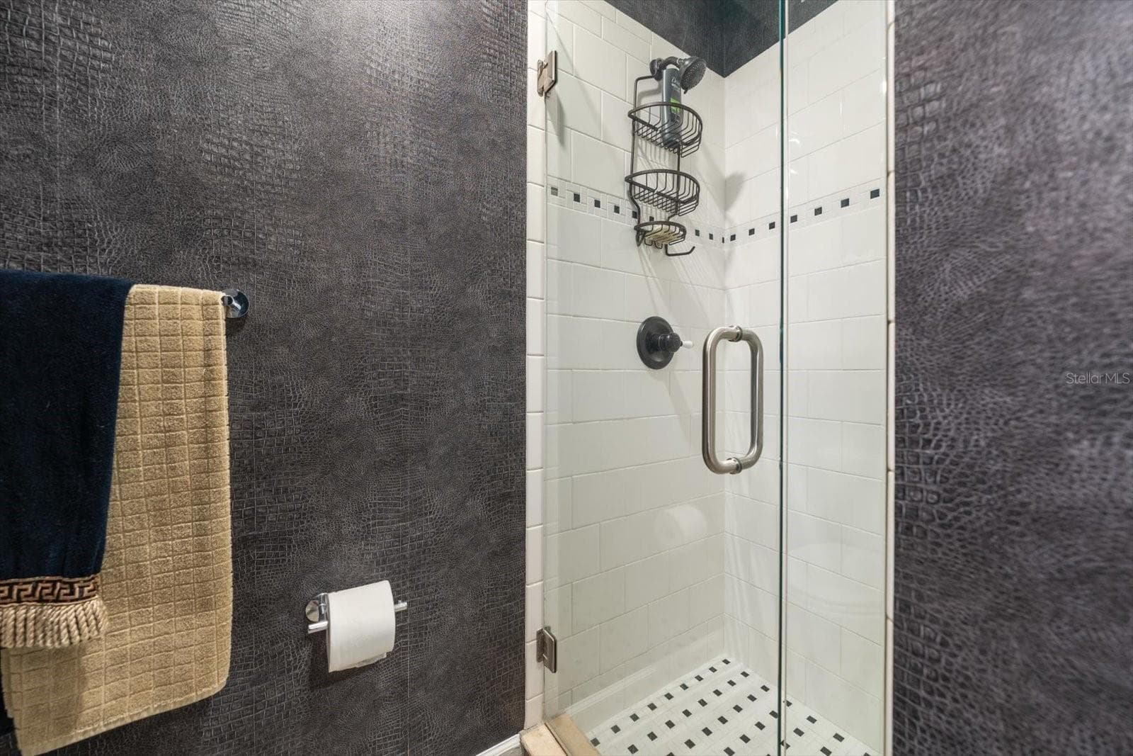 Bathroom 3 (First Floor) - 6212 BAYSHORE BLVD #F, TAMPA