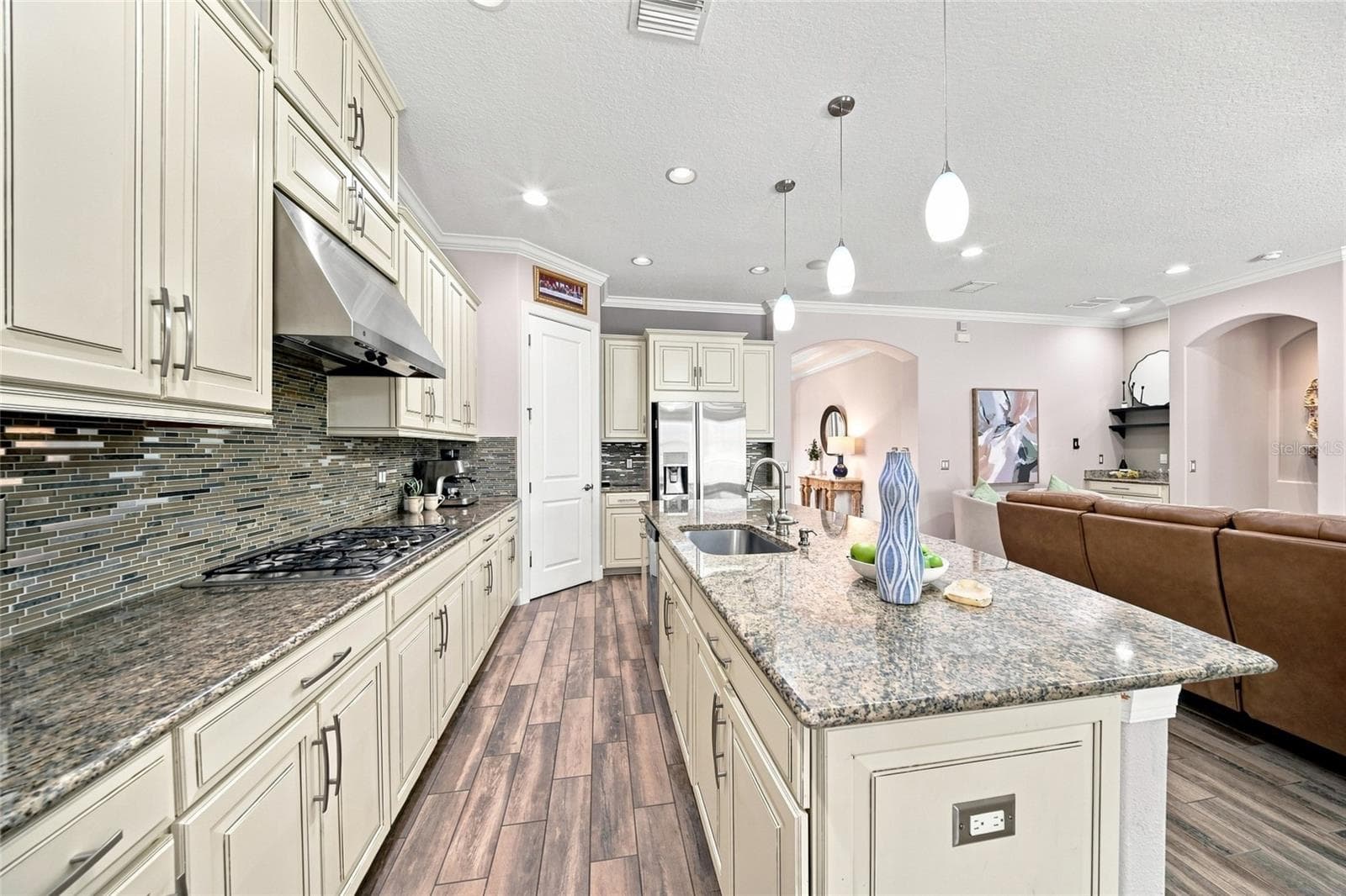 Kitchen cabinets galore - 12672 FONTANA LOOP, BRADENTON