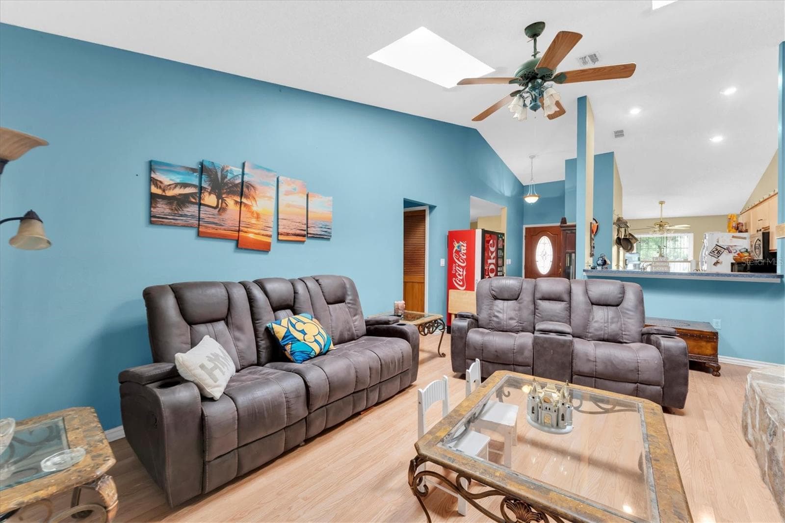 Single Family Residence at 10833 LIVINGSTON DR, NEW PORT RICHEY, photo 9 of 51
