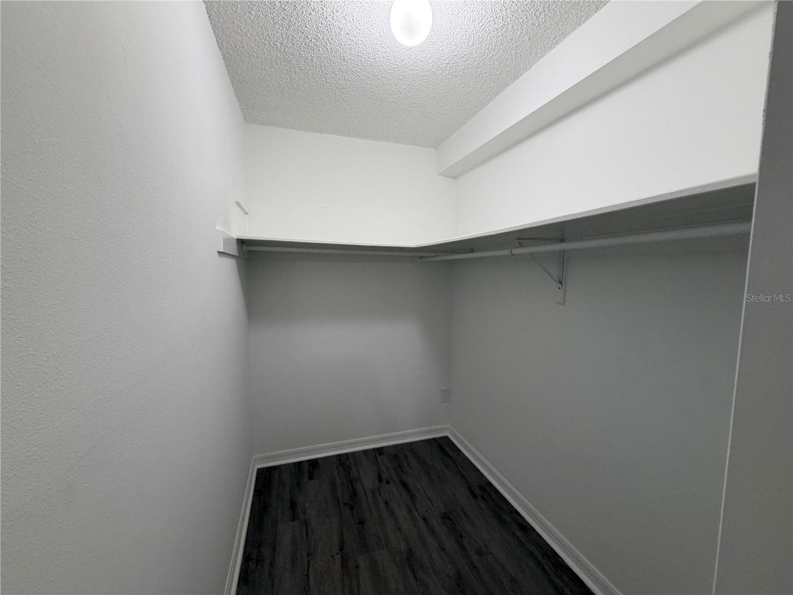 Walk in closet - 4885 1ST ST NE #117, ST PETERSBURG