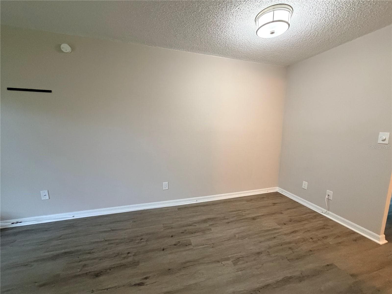 Dining room - 4885 1ST ST NE #117, ST PETERSBURG