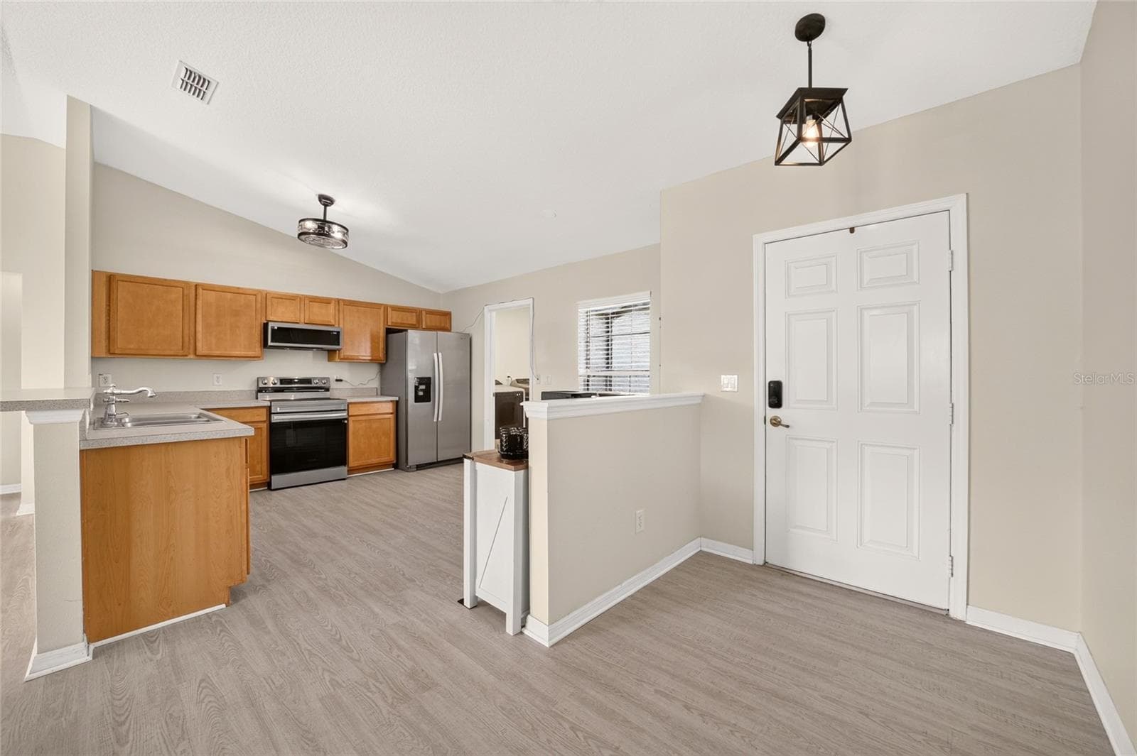 Single Family Residence at 16075 NE 16TH TER, CITRA, photo 20 of 56