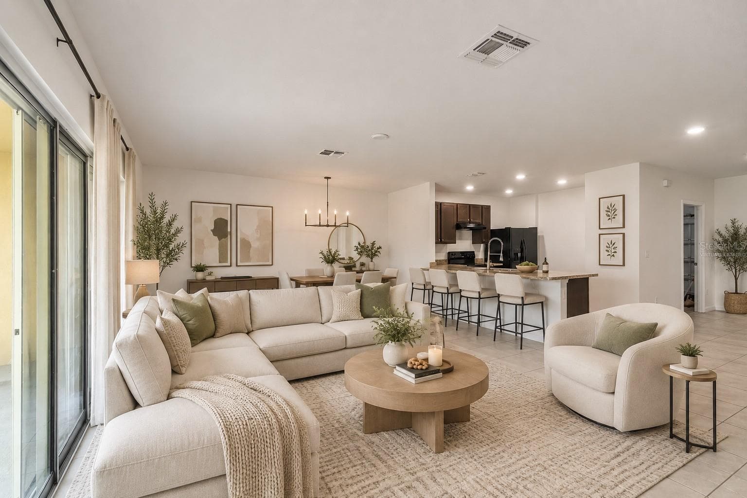 Virtually staged Living room - 9033 WILDFLOWER LN, KISSIMMEE