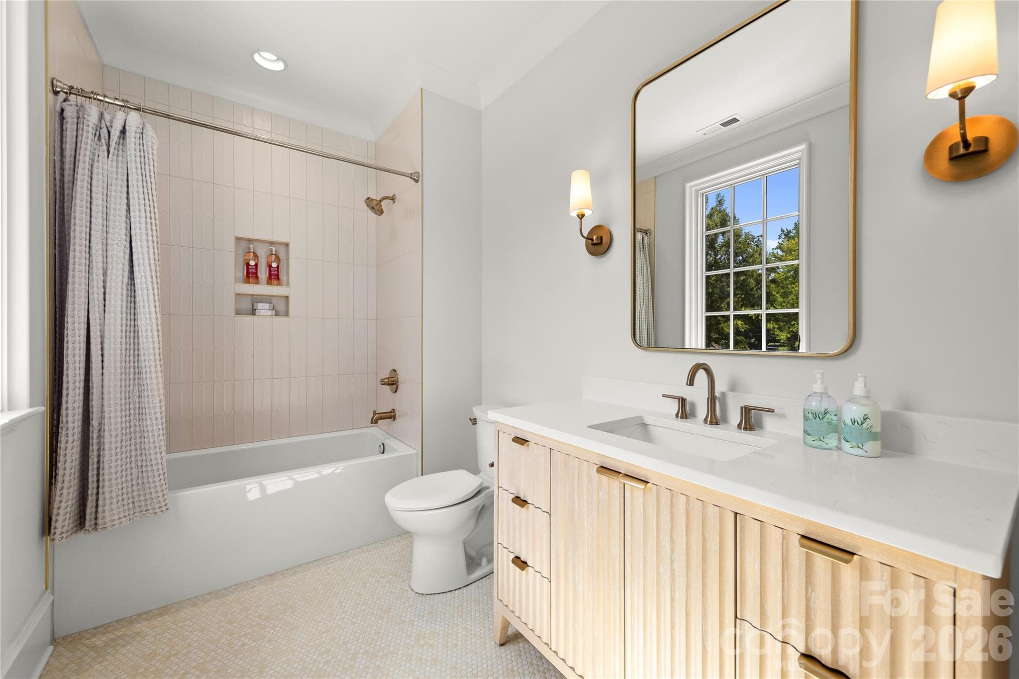 Single Family Residence at 236 Wingrave Drive, Charlotte, photo 42 of 48