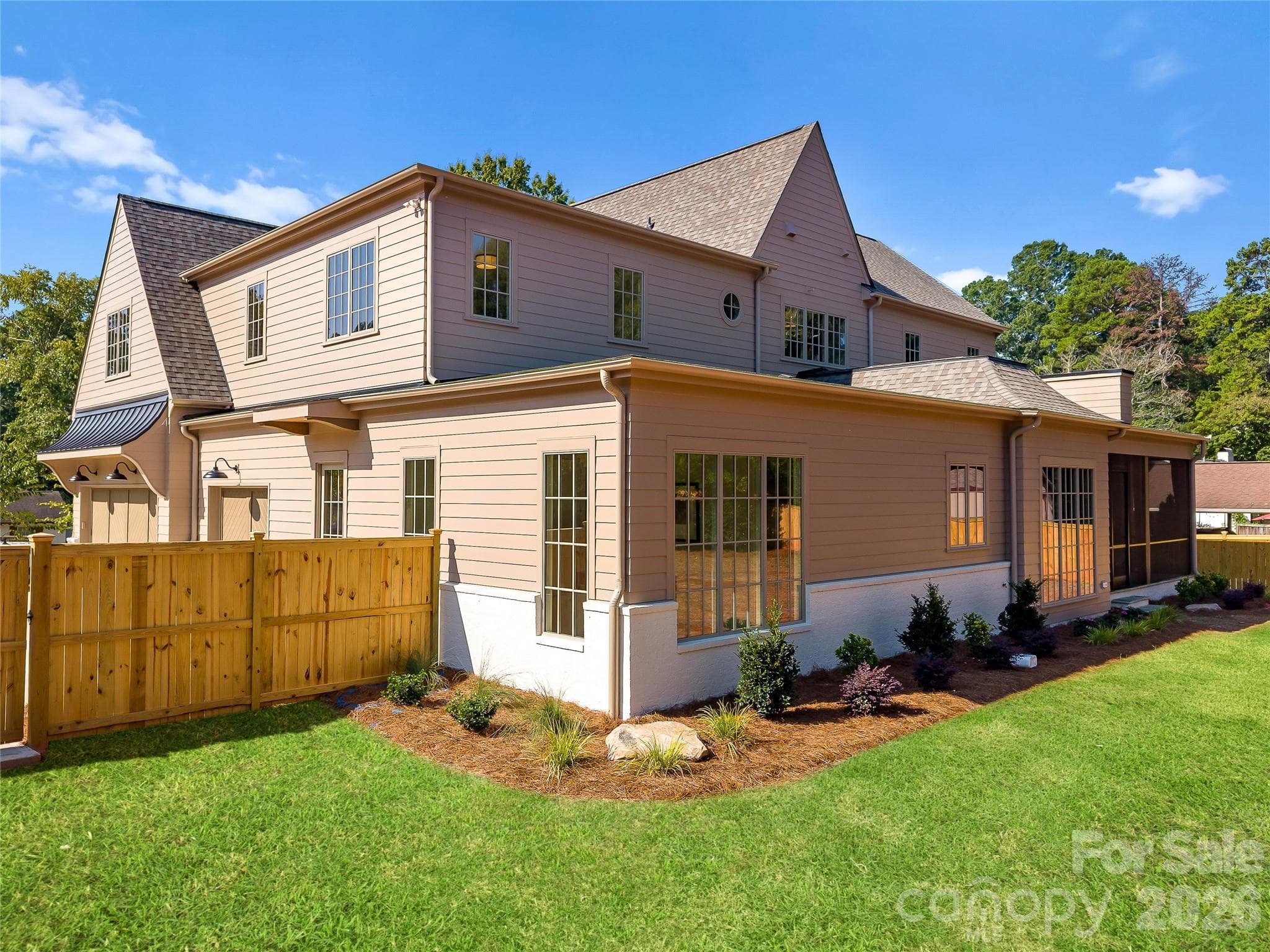 Single Family Residence at 236 Wingrave Drive, Charlotte, photo 46 of 48