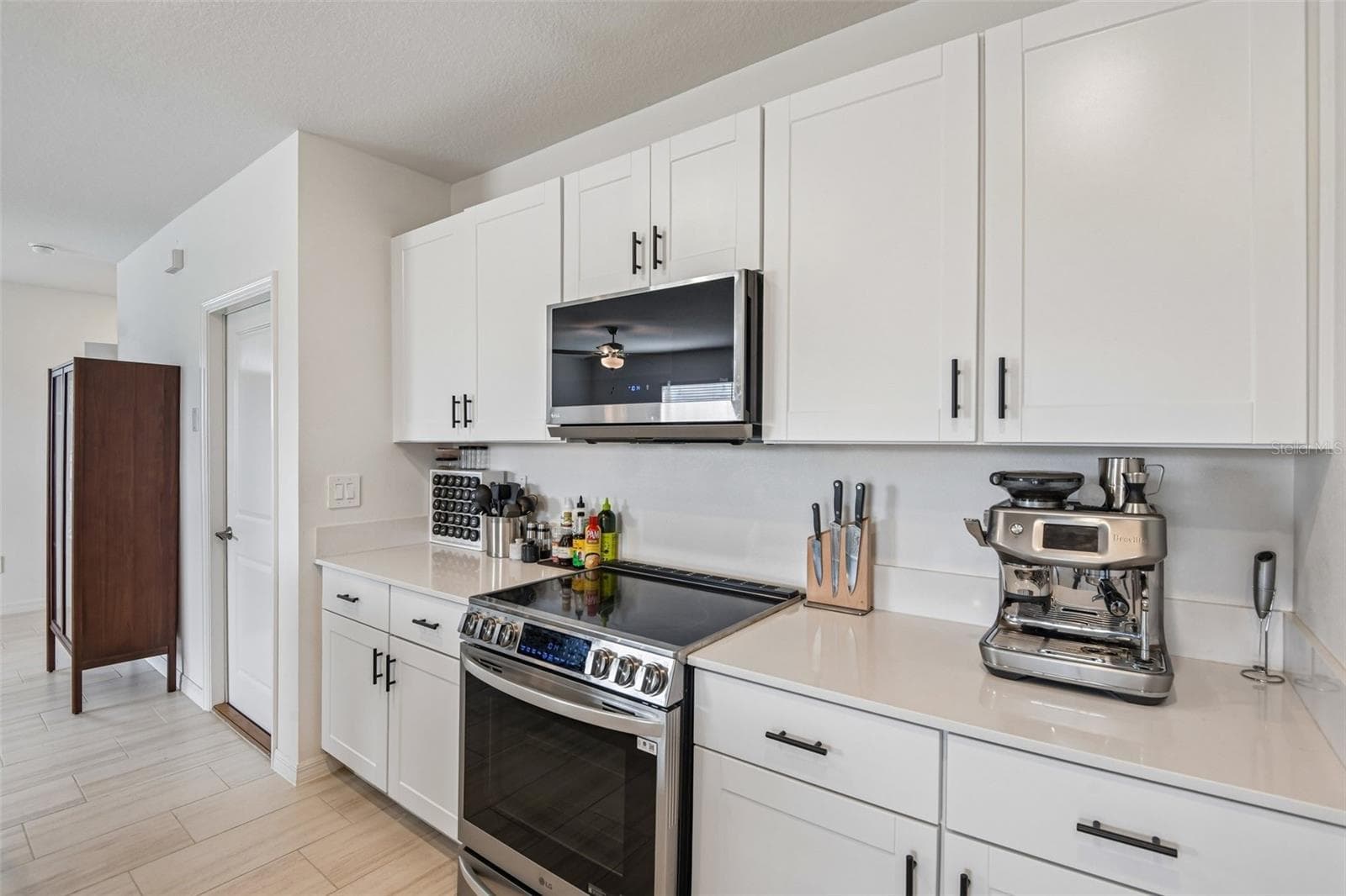 Single Family Residence at 11637 RADIANT SHORE LOOP, SAN ANTONIO, photo 5 of 29
