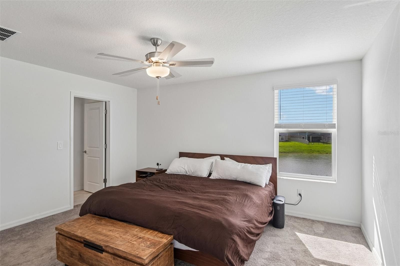 Single Family Residence at 11637 RADIANT SHORE LOOP, SAN ANTONIO, photo 9 of 29
