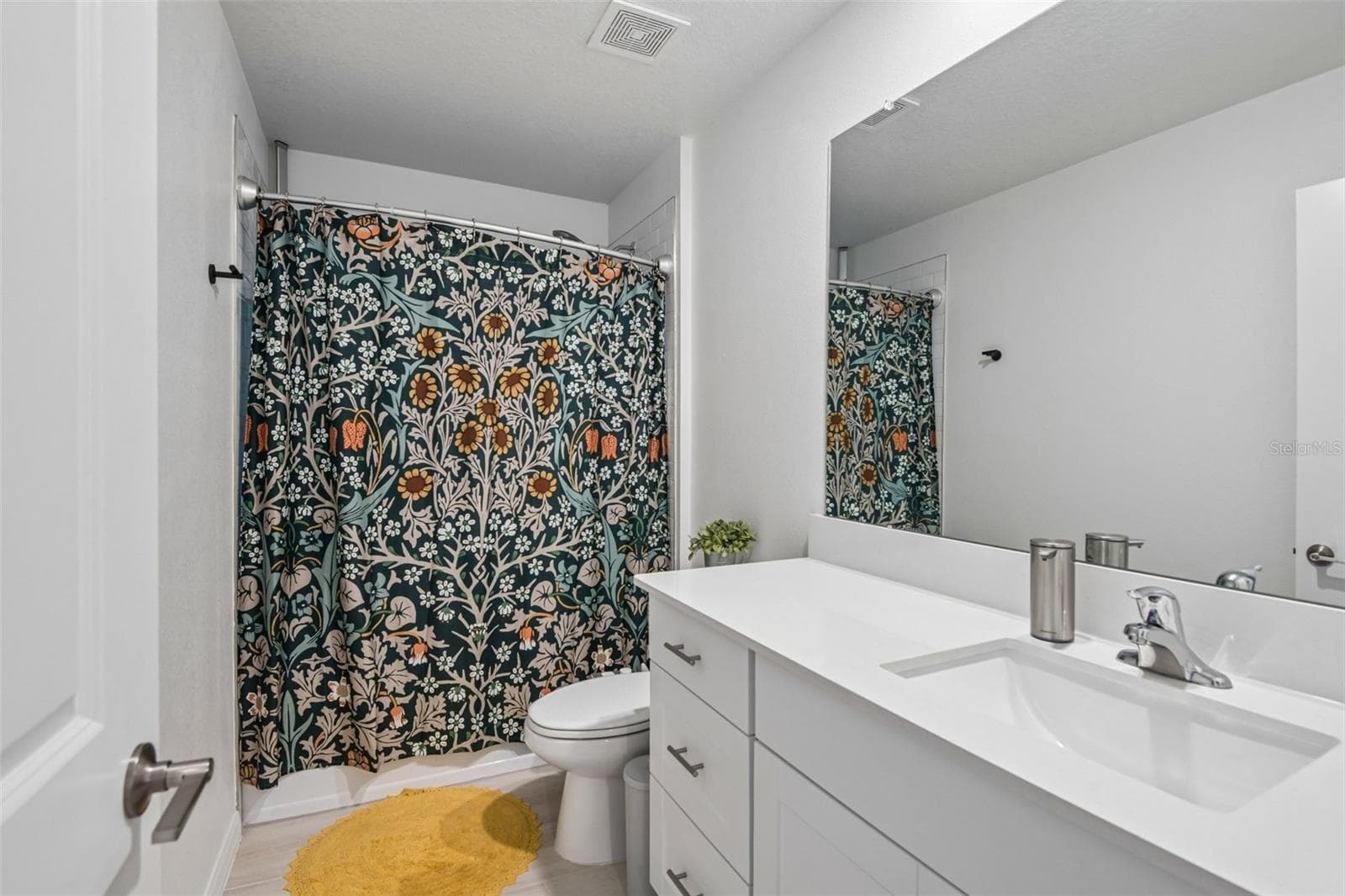 Single Family Residence at 11637 RADIANT SHORE LOOP, SAN ANTONIO, photo 14 of 29